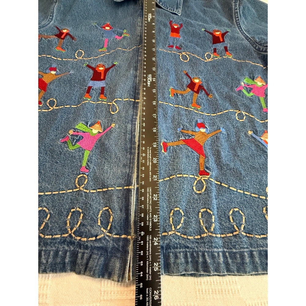 Embroidered Novelty Shacket Ice Skaters Denim Jacket  Winter whimsical Teacher M - Picture 6 of 9